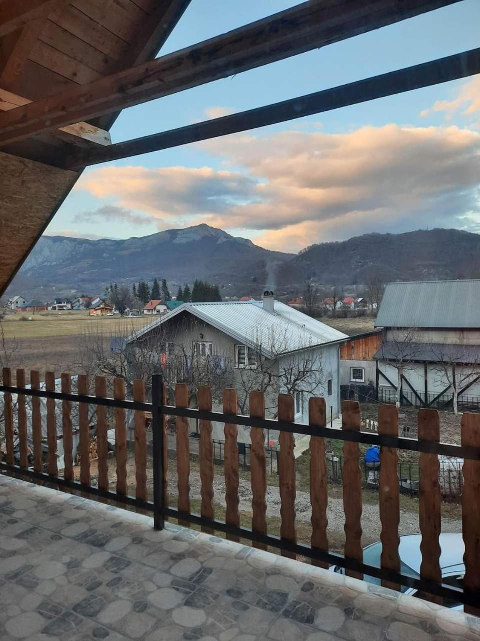 Holiday Home Bozur Kolasin Phòng bức ảnh